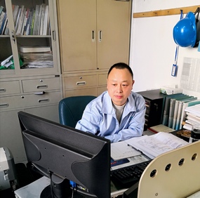 浙江醫(yī)藥員工喜獲“全國優(yōu)秀農(nóng)民工”榮譽稱號