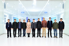 市總工會(huì)領(lǐng)導(dǎo)及2020年全國(guó)勞動(dòng)模范和先進(jìn)工作者來(lái)訪