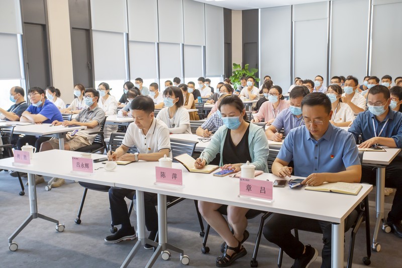 16588807275650625dJR.jpg IMG_9979.jpg