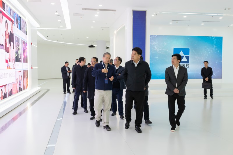 1708996282881795SZIF.jpg _MG_1017-駱?biāo)木龜z.jpg